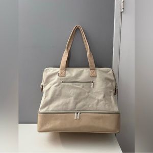 BEIS The Weekender Beige, like new! ✨